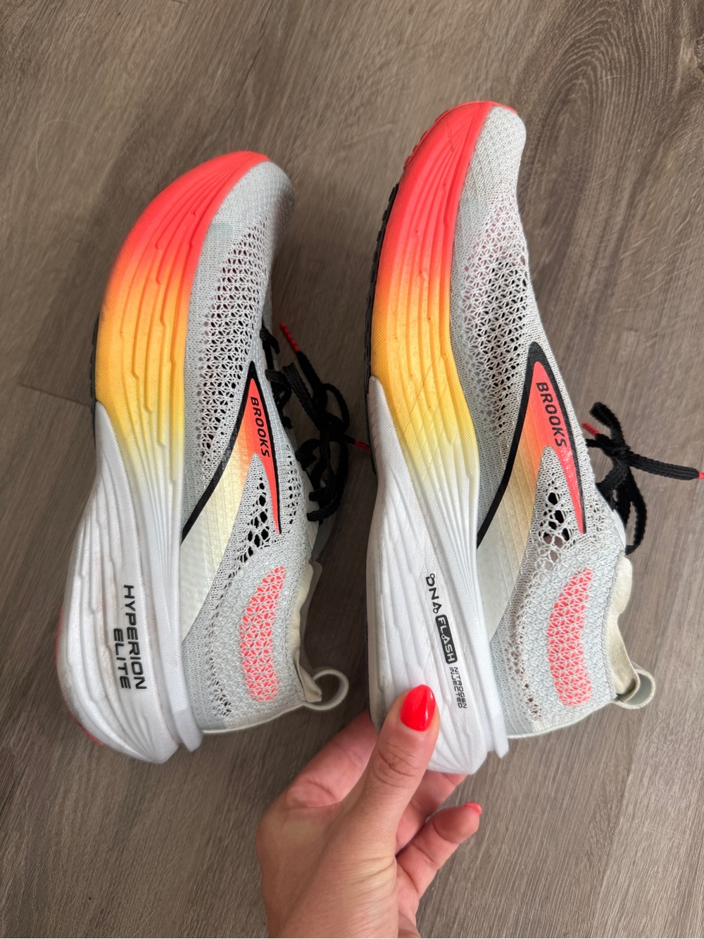 Brooks Hyperion Elite 4